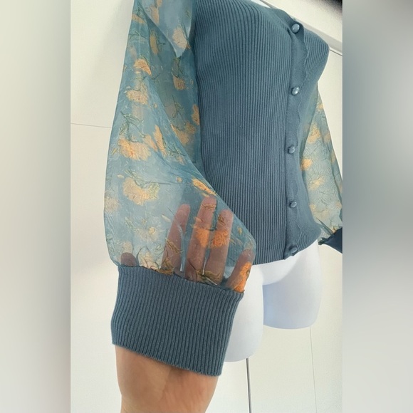 NWT Vila Milano/ Sweater/ Airforce Blue/ Sheer Floral Bubble Sleeves/ Size US XS - Picture 4 of 14